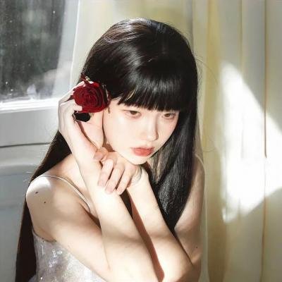 赤裸羔羊